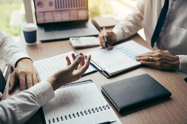 如何評估薪酬體系的可持續(xù)性和競爭力？