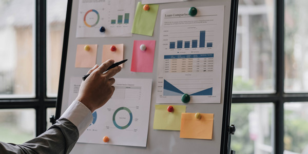 集團(tuán)管控：從分散到集中，打造高效協(xié)同的管控模式