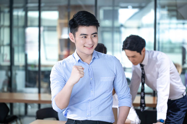 員工薪酬滿(mǎn)意度：企業(yè)穩(wěn)定和持續(xù)發(fā)展的關(guān)鍵因素