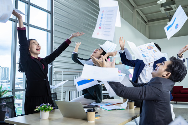 集團(tuán)管控中的組織結(jié)構(gòu)優(yōu)化：原則、方法與實(shí)踐