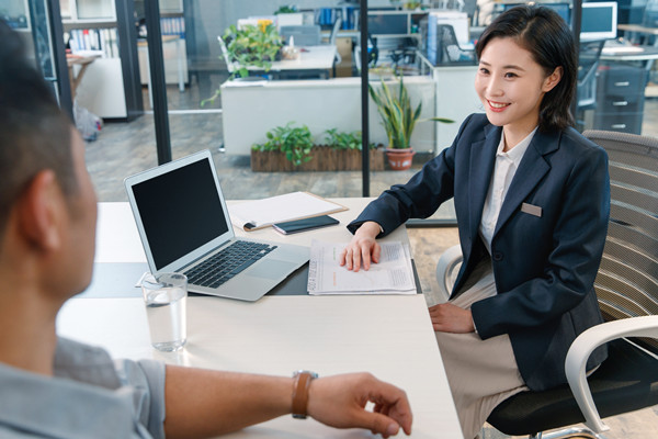 以客戶為中心的績效管理：關注客戶需求，提升客戶滿意度