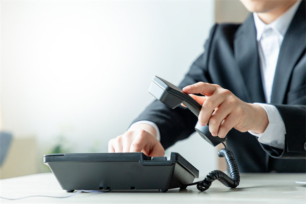 目標(biāo)市場(chǎng)：精準(zhǔn)定位，抓住目標(biāo)客戶