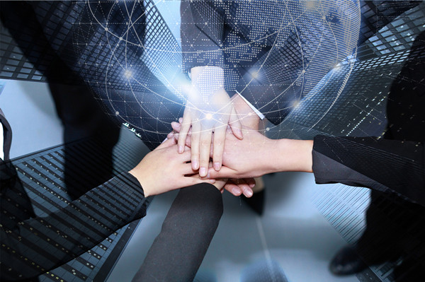 如何構(gòu)建有效的集團(tuán)風(fēng)險(xiǎn)管理框架，應(yīng)對(duì)不確定性？