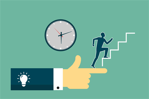 如何制定適應(yīng)快速變化市場的長期戰(zhàn)略規(guī)劃？