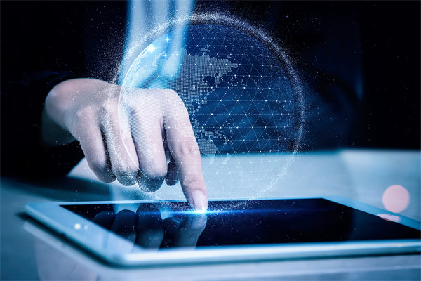 智能制造系統(tǒng)中，如何有效集成并管理多種自動化設(shè)備？