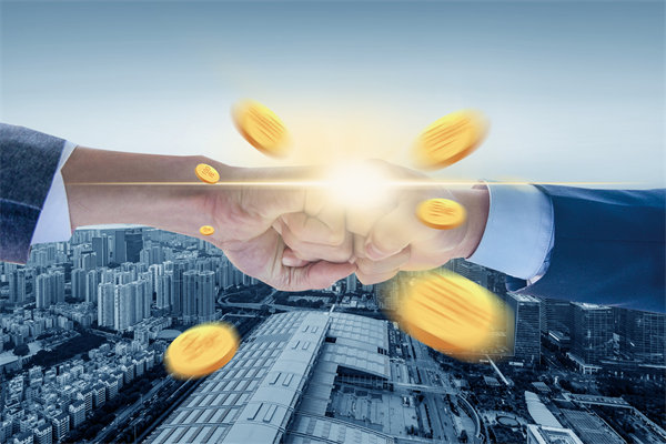 在薪酬體系構建時，如何確保公平性，同時滿足員工期望？