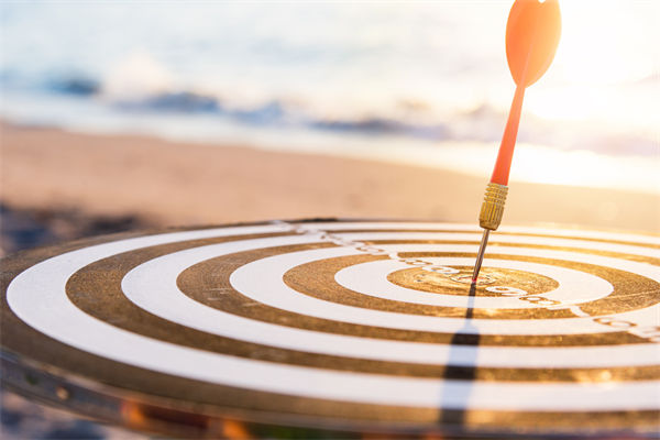 面對(duì)復(fù)雜市場(chǎng)環(huán)境，管理咨詢?nèi)绾屋o助精準(zhǔn)定位市場(chǎng)？