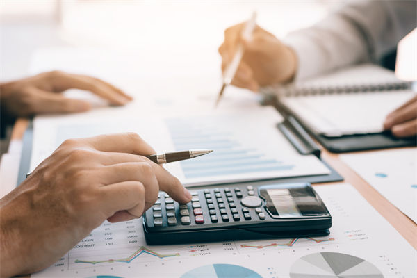 薪酬結(jié)構(gòu)如何設(shè)計(jì)才能最大化激勵(lì)員工積極性？