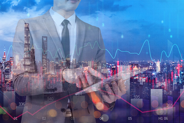 企業(yè)在推進精益生產(chǎn)時，如何平衡短期目標(biāo)與長期戰(zhàn)略？