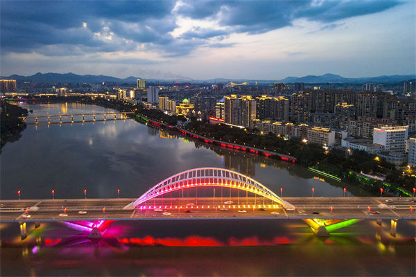 贛州大型企業(yè)如何通過集團管控咨詢公司優(yōu)化資源配置？