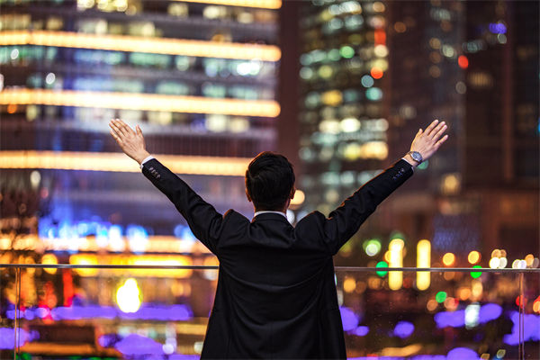 行業(yè)薪酬競(jìng)爭(zhēng)激烈，企業(yè)怎樣優(yōu)化薪酬吸引頂尖人才？