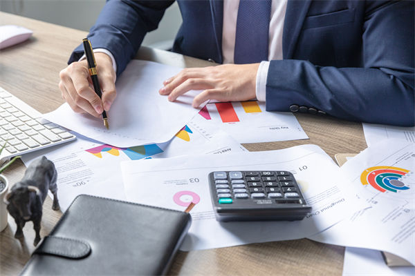 薪酬調(diào)整沒方向，怎樣通過(guò)管理讓薪酬動(dòng)態(tài)適配發(fā)展？