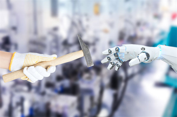 員工對數(shù)字化管理抵觸，推進遇阻，怎樣化解難題？