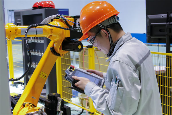 員工抵觸流程變革，數(shù)字化管理轉(zhuǎn)型如何真正落地？