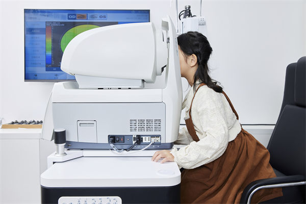 制造業(yè)管理：電子產(chǎn)品“防藍(lán)光”功能真能護(hù)眼嗎？