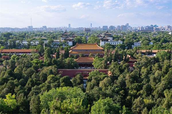 多家公司通知帶薪放假看閱兵，績效管理有何啟示？