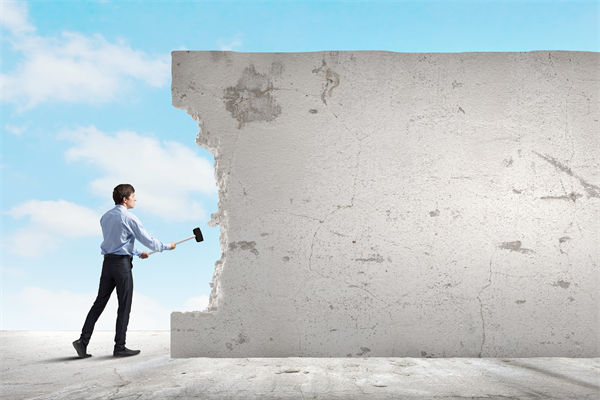 部門壁壘固化協(xié)作失靈，戰(zhàn)略推進(jìn)處處受阻怎么解？